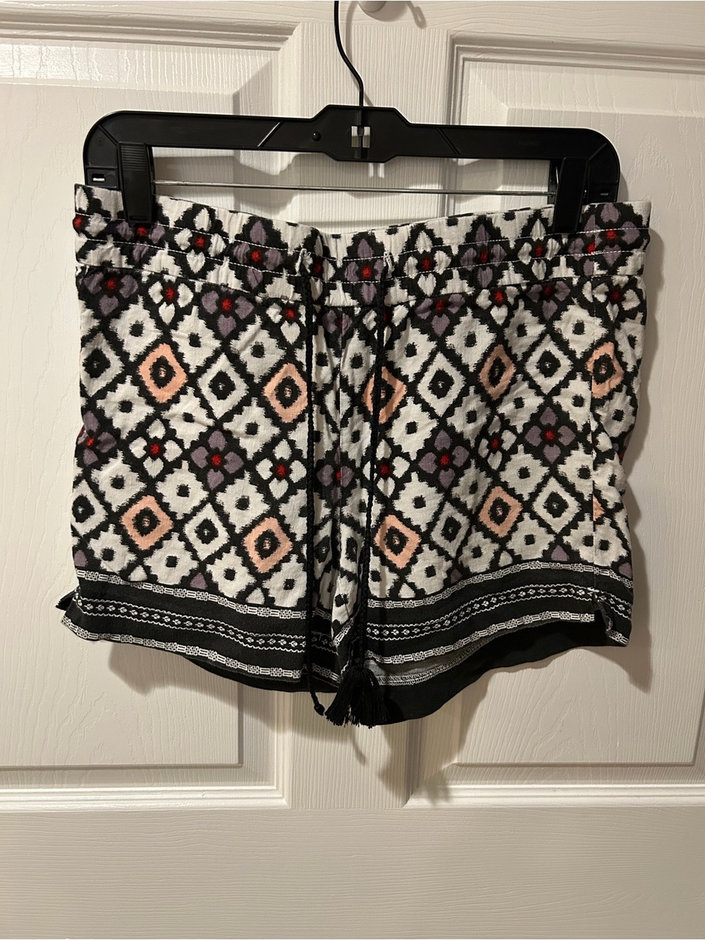 LOFT Geometric Print Pull On Shorts Size 2